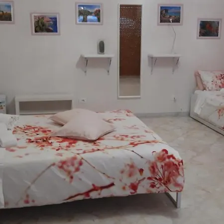 L'opera Dei Pupi Bed & Breakfast 2*