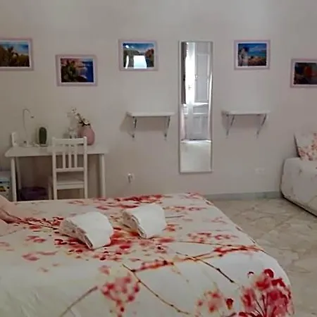 L'opera Dei Pupi Bed & Breakfast
